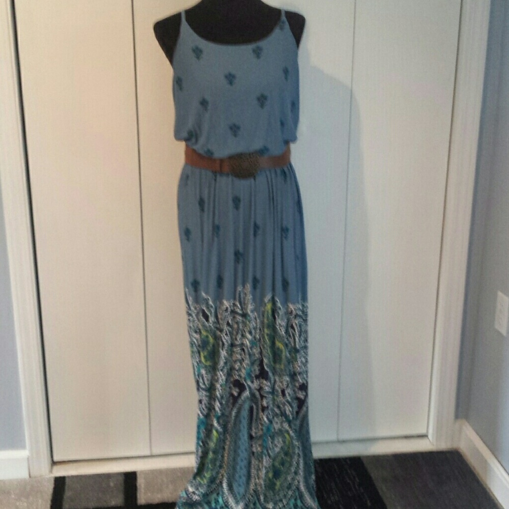 Sun dress with belt